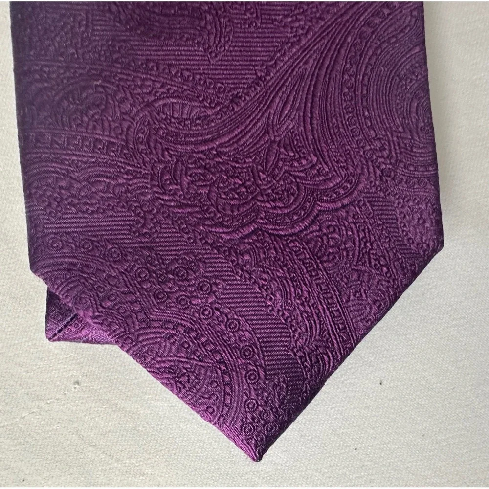 Jos A Bank Signature Collection Purple Silk Tie Lot of‎ 3 Paisley Geometric Mens